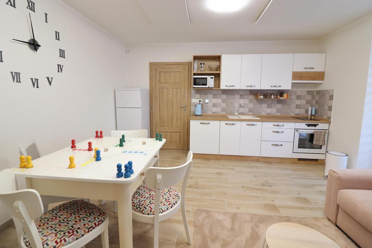 Apartmány Matzo Myto pod Dumbierom Exterior foto